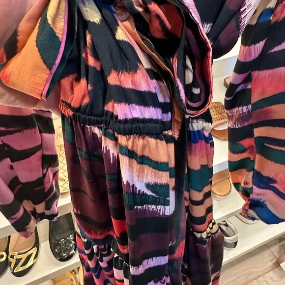 NWT Willa Story midi dress - Picture 4 of 4